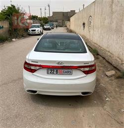هيونداي أزيرا